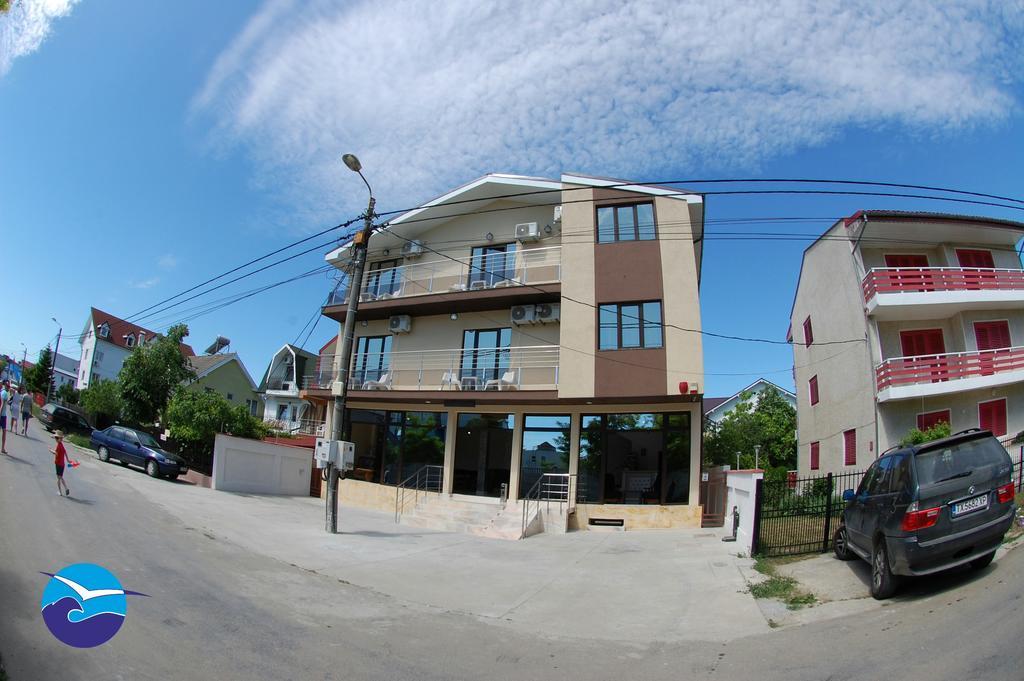 Razvan Holiday Costinesti Esterno foto