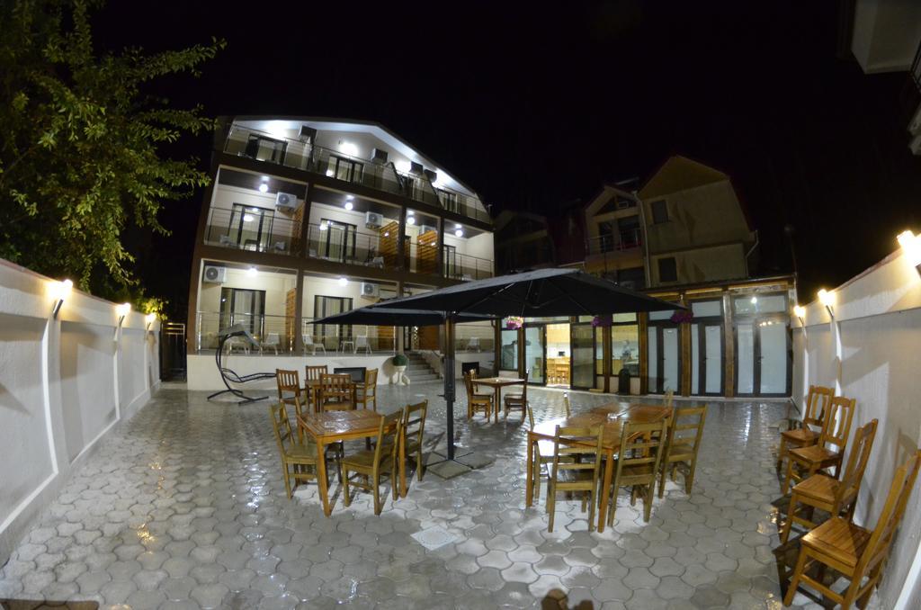 Razvan Holiday Costinesti Esterno foto